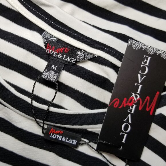 More Love & Lace White/Black Striped Blouse Large Flower Size Medium Paris NWT - Picture 6 of 7